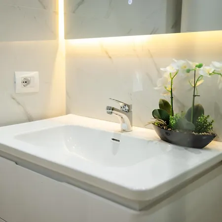 Allvin Apartamento Vlorë